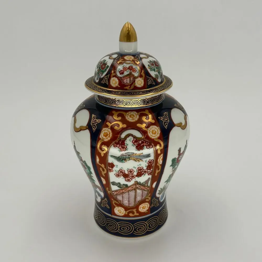 Vintage Large Gold Imari Porcelain Ginger Jar Lidded Temple Vase Japan 10